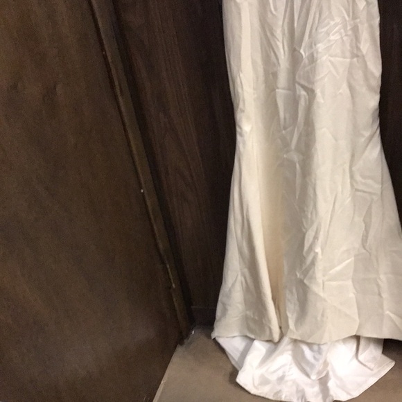 Wedding Dress size 6 lace front/back - Picture 8 of 15